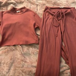 2 piece set